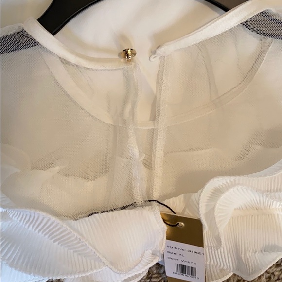 Off white ruffle midi dress - Picture 8 of 9